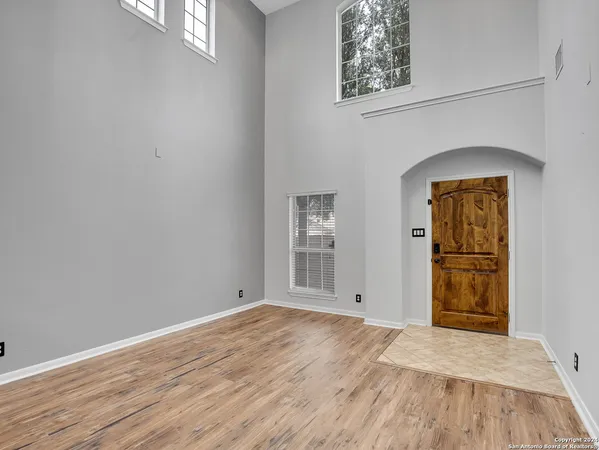 $3,200 | 7654 Eagle Ledge, San Antonio, TX 78249