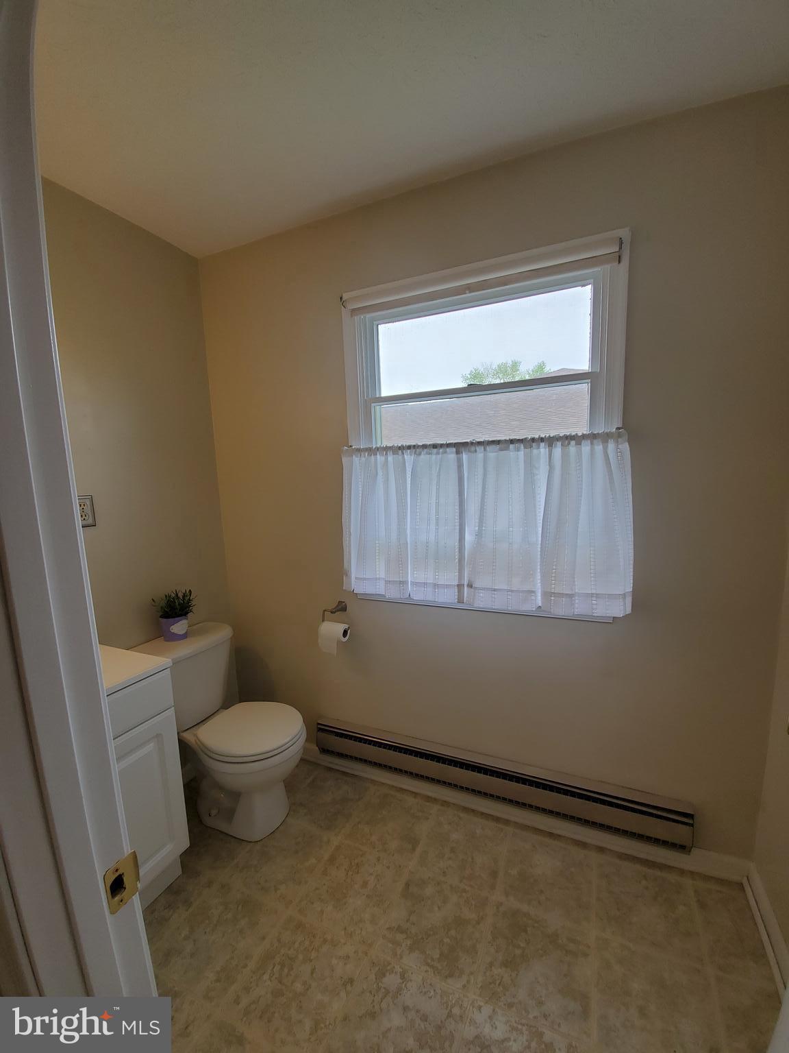 134 Russelcroft Road Winchester, VA 22601 - Photo 22 of 35 Half Bath