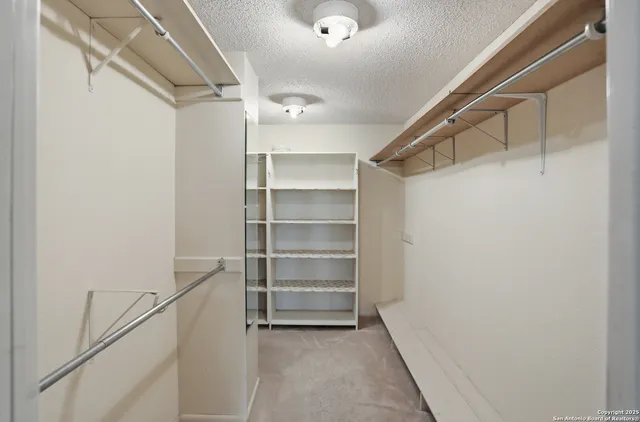 $475,000 | 13010 Hunters Ridge Street, San Antonio, TX 78230