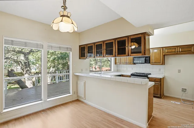 $475,000 | 13010 Hunters Ridge Street, San Antonio, TX 78230