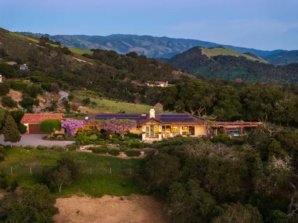 $3,250,000 | 15475 Vía Los Tulares, Carmel Valley, CA 93924