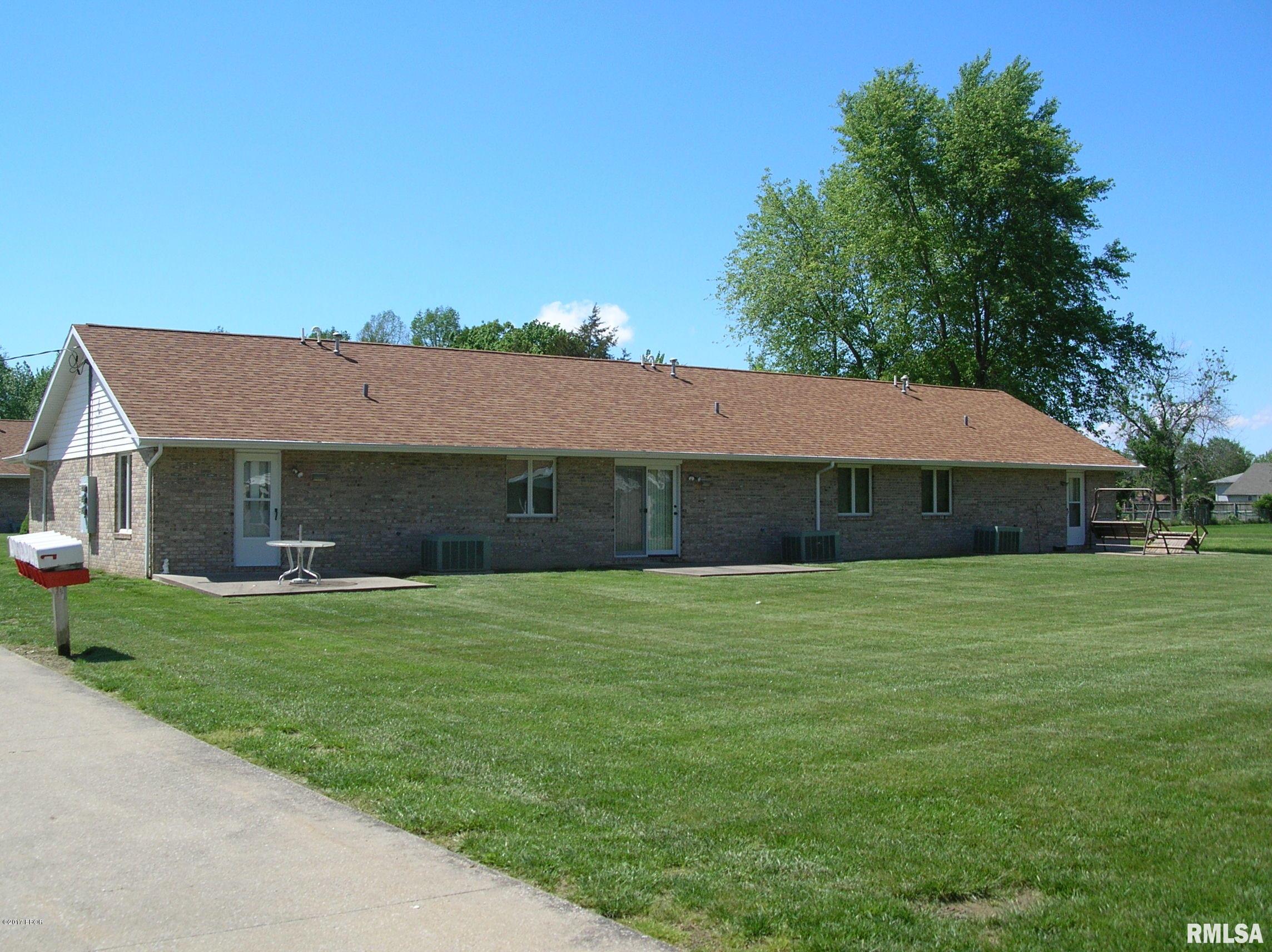 249 Country Club Road Centralia, IL 62801 - Photo 3 of 3 Gallery Image 3