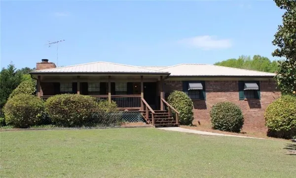 $2,600 | 426 Atlanta Highway, Loganville, GA 30052