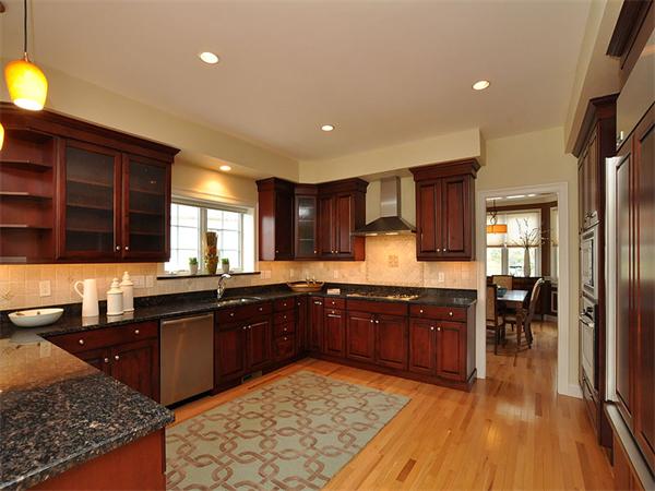 33 Summit Road, Unit 33 Belmont, MA 02478 - Photo 9 of 27 Gallery Image 9