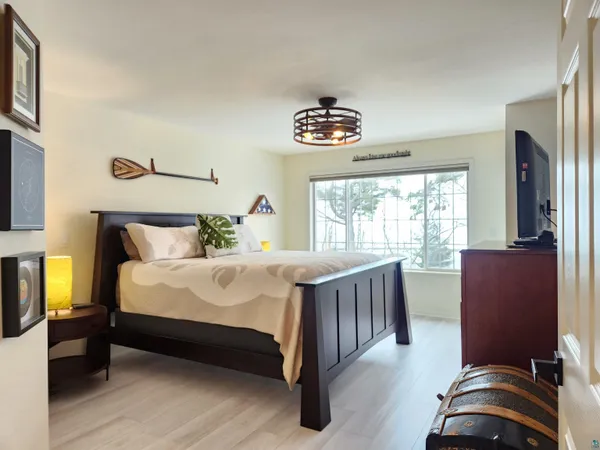 $459,000 | 34605 Pumphouse Road, Unit 404, Bayfield, WI 54814