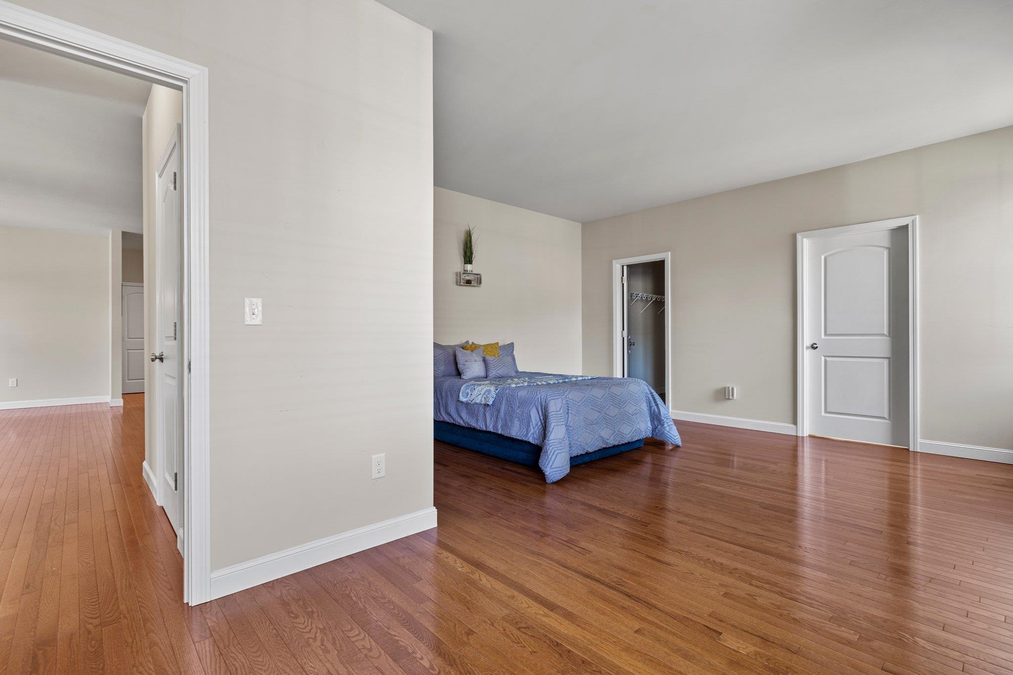 200 Pleasant Pond Way Manchester, NH 03102 - Photo 24 of 34
