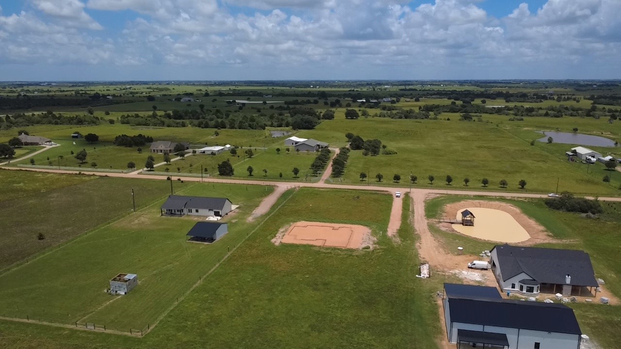 2995 Meier Road Sealy, TX 77474 - Photo 5 of 9