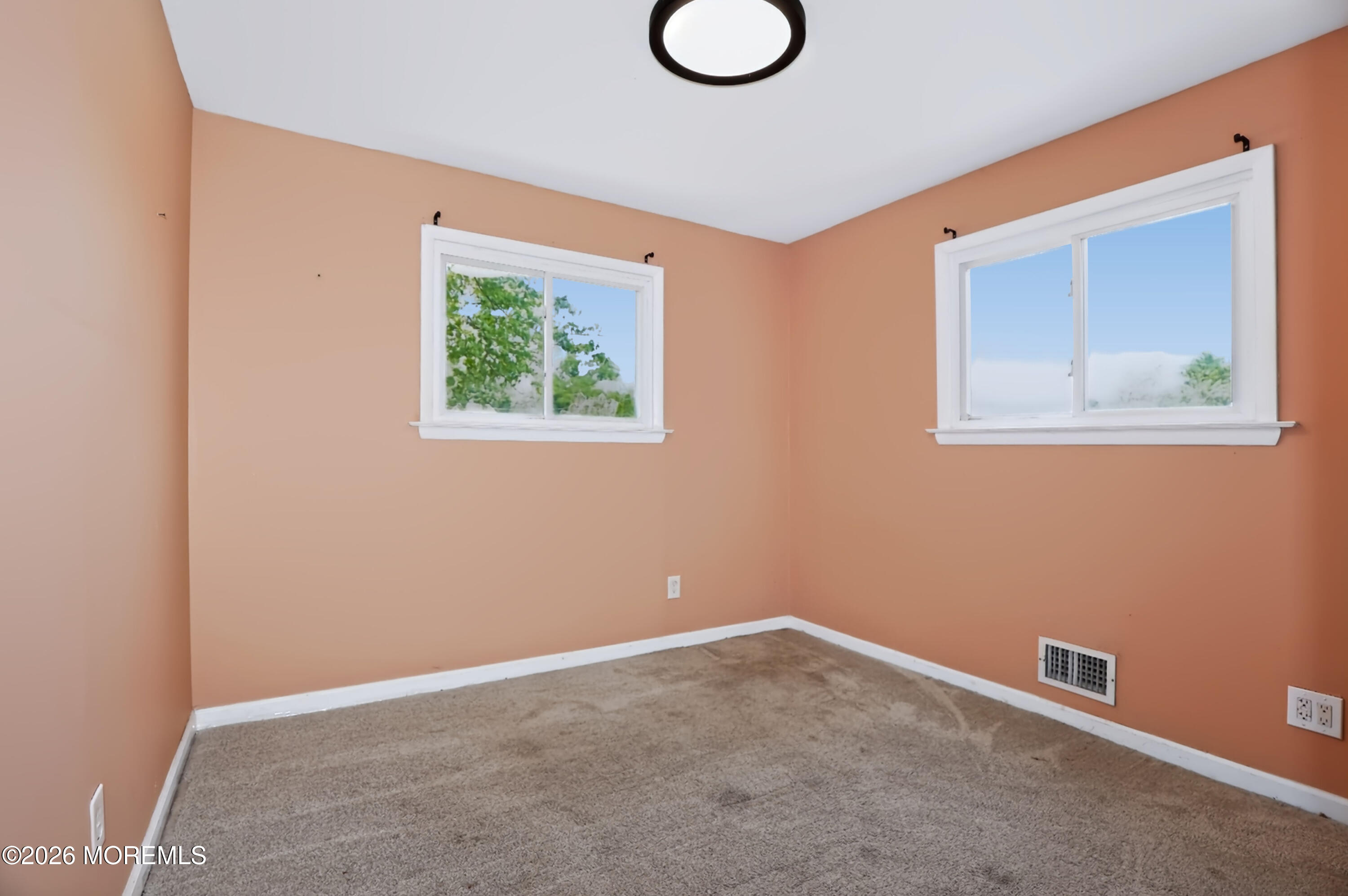 33 Alan Terrace Howell, NJ 07731 - Photo 23 of 42 518A6035
