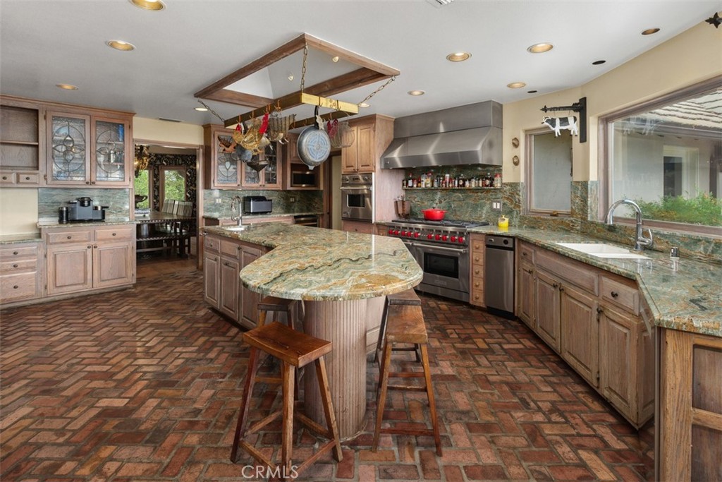 27777 Sycamore Mesa Road Temecula, CA 92590 - Photo 23 of 72 Chef's kitchen with brick flooring