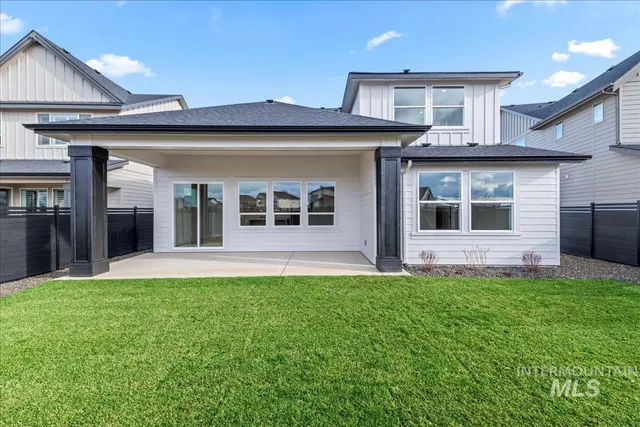 $719,900 | 6731 North Magic Mallard Avenue, Unit ADDISON, Meridian, ID 83646