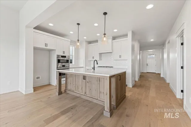 $719,900 | 6731 North Magic Mallard Avenue, Unit ADDISON, Meridian, ID 83646