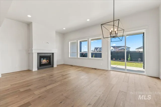 $719,900 | 6731 North Magic Mallard Avenue, Unit ADDISON, Meridian, ID 83646