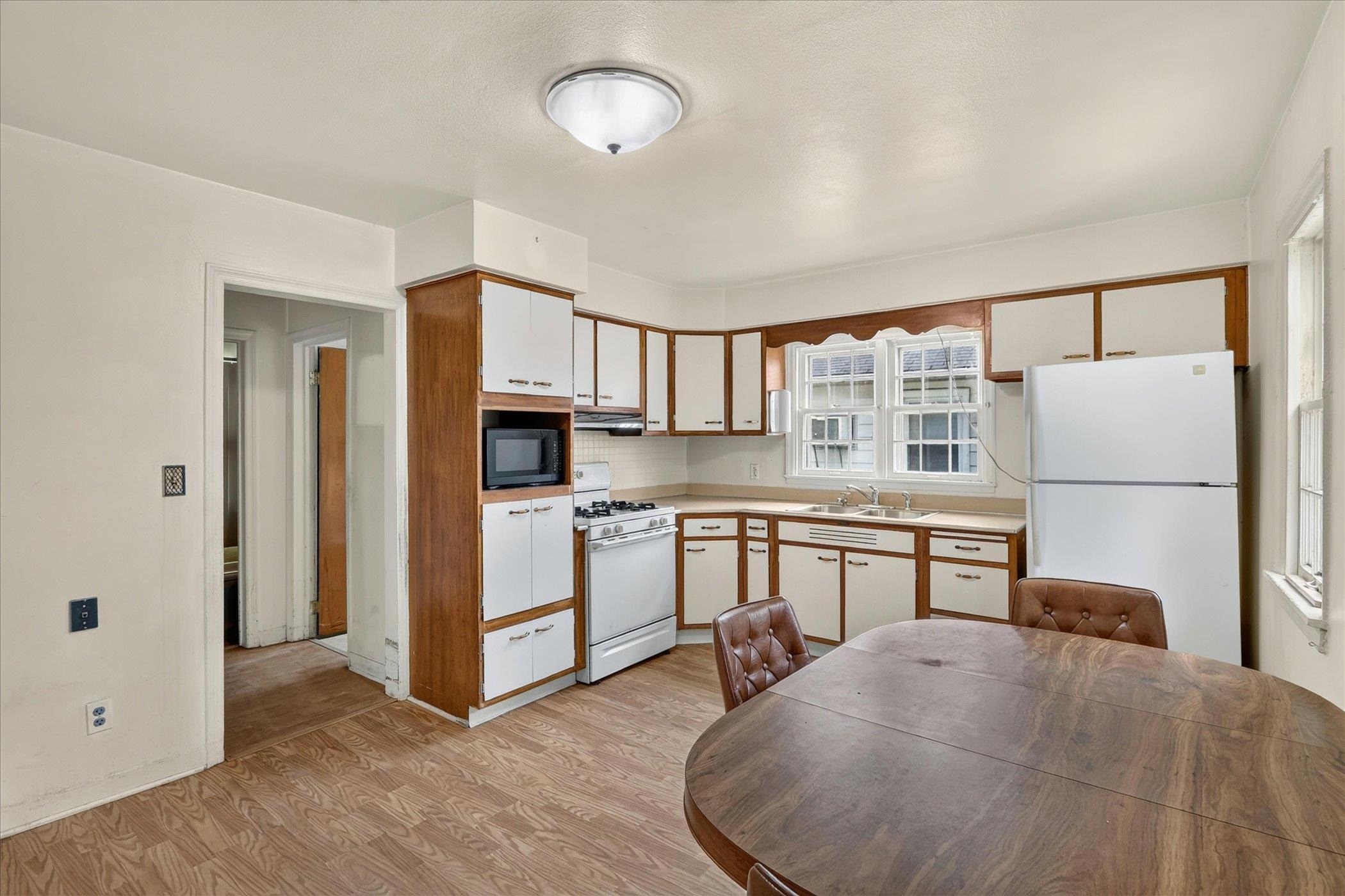 228 East Riverside Boulevard Loves Park, IL 61111 - Photo 12 of 45