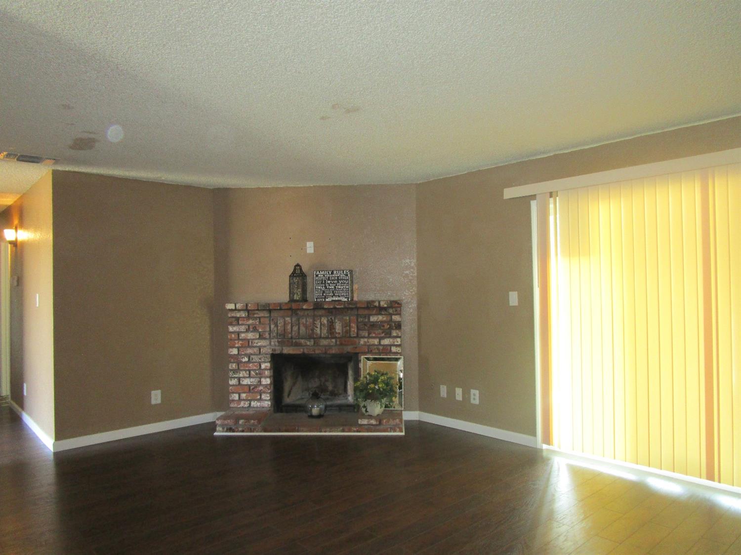 17808 Wabash Road Madera, CA 93638 - Photo 5 of 25 Gallery Image 5