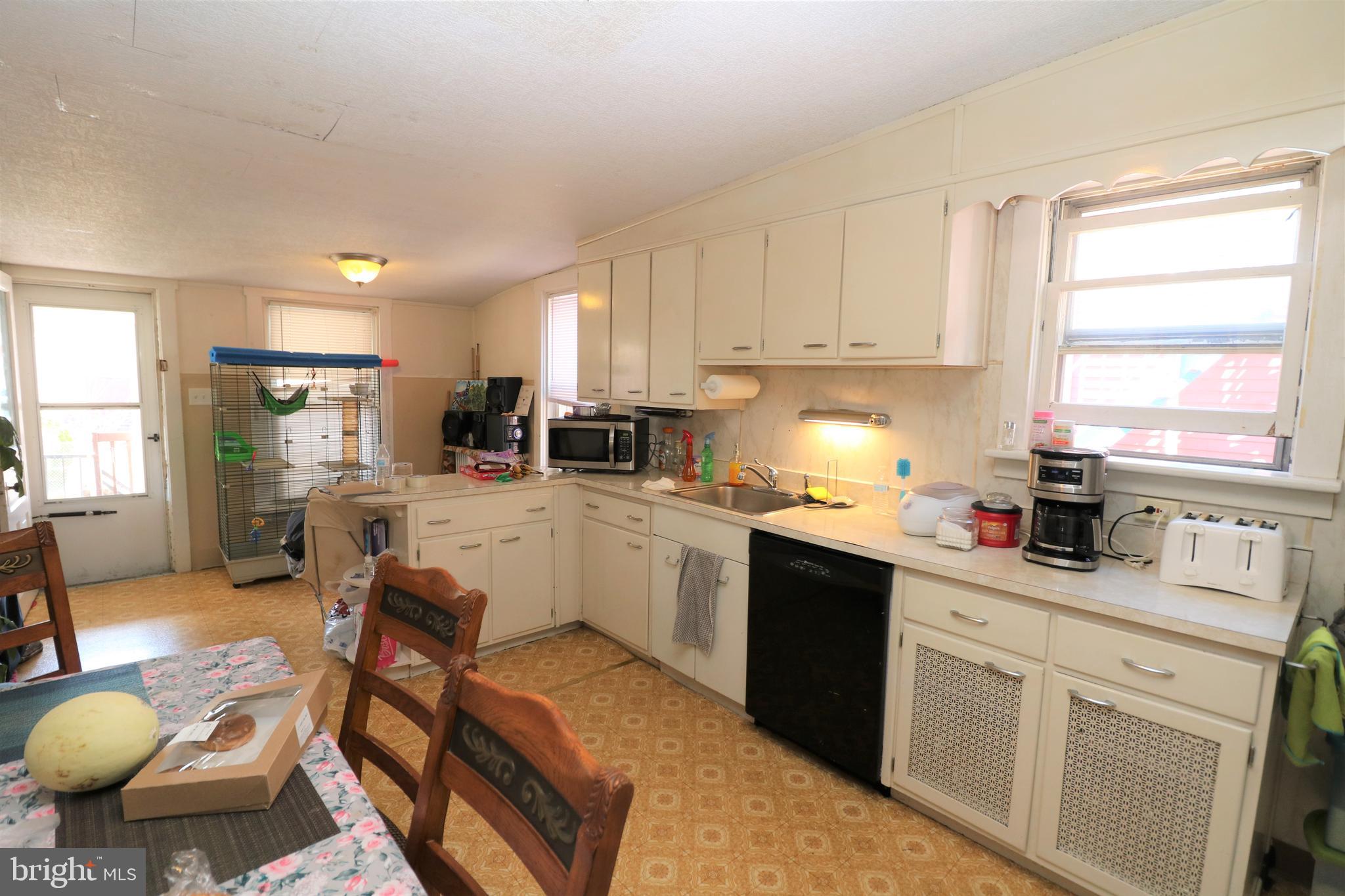 12 West Lancaster Avenue Reading, PA 19607 - Photo 12 of 21 Gallery Image 12