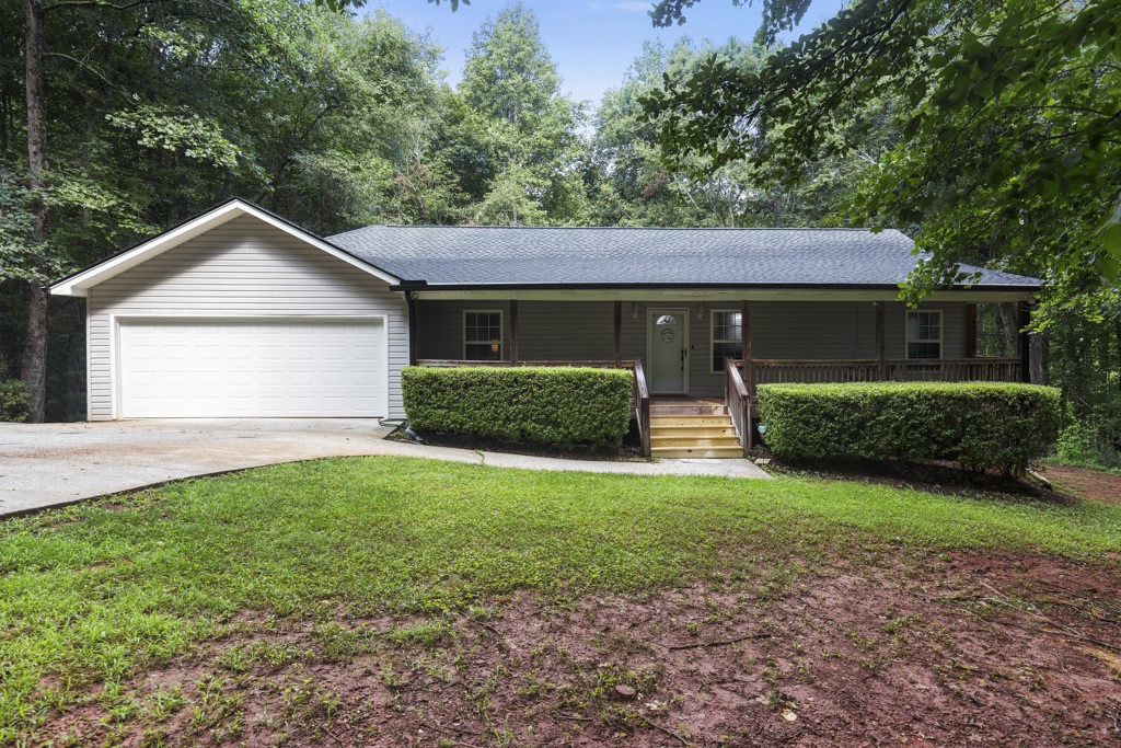 433 Burns Mill Road West Union, SC 29696 - Photo 2 of 30