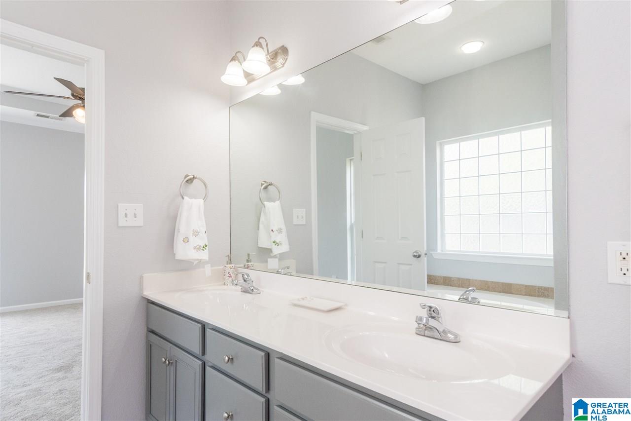 313 Nottingham Drive Calera, AL 35040 - Photo 20 of 34