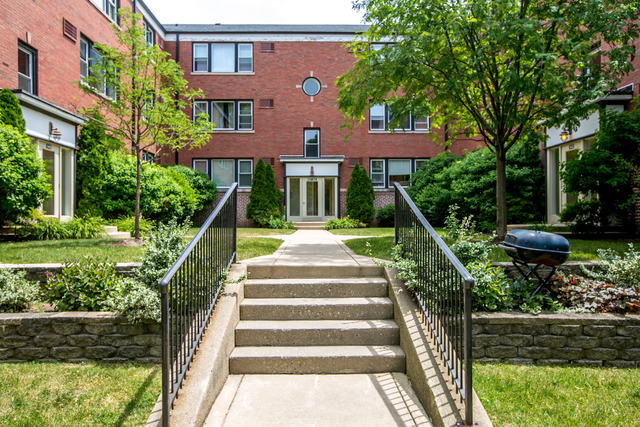 149 Callan Avenue, Unit 1W Evanston, IL 60202 - Photo 18 of 19