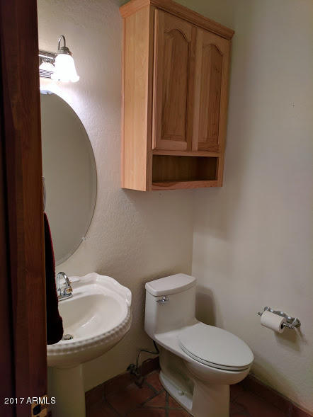 34410 West Eclipse Road Stanfield, AZ 85172 - Photo 24 of 48 Half Bathroom
