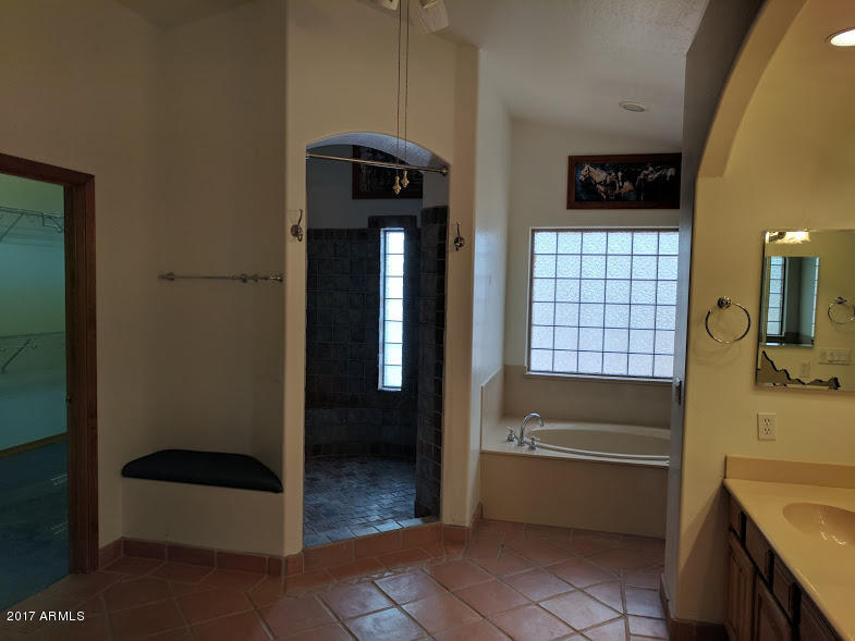34410 West Eclipse Road Stanfield, AZ 85172 - Photo 32 of 48 Master Bath