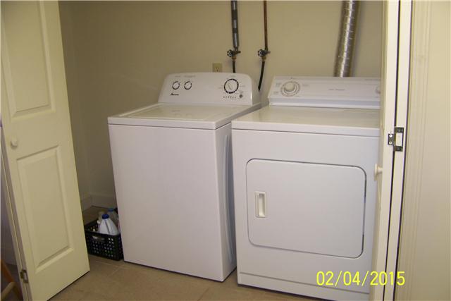 1062 Logue Road Mount Juliet, TN 37122 - Photo 11 of 20 a utility room with dryer and washer