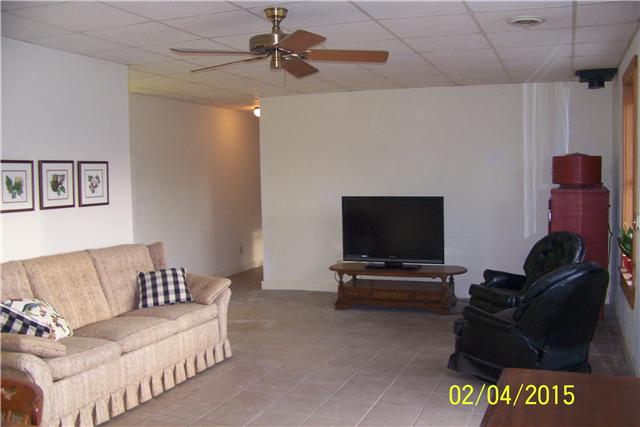 1062 Logue Road Mount Juliet, TN 37122 - Photo 17 of 20 a living room with furniture and a flat screen tv