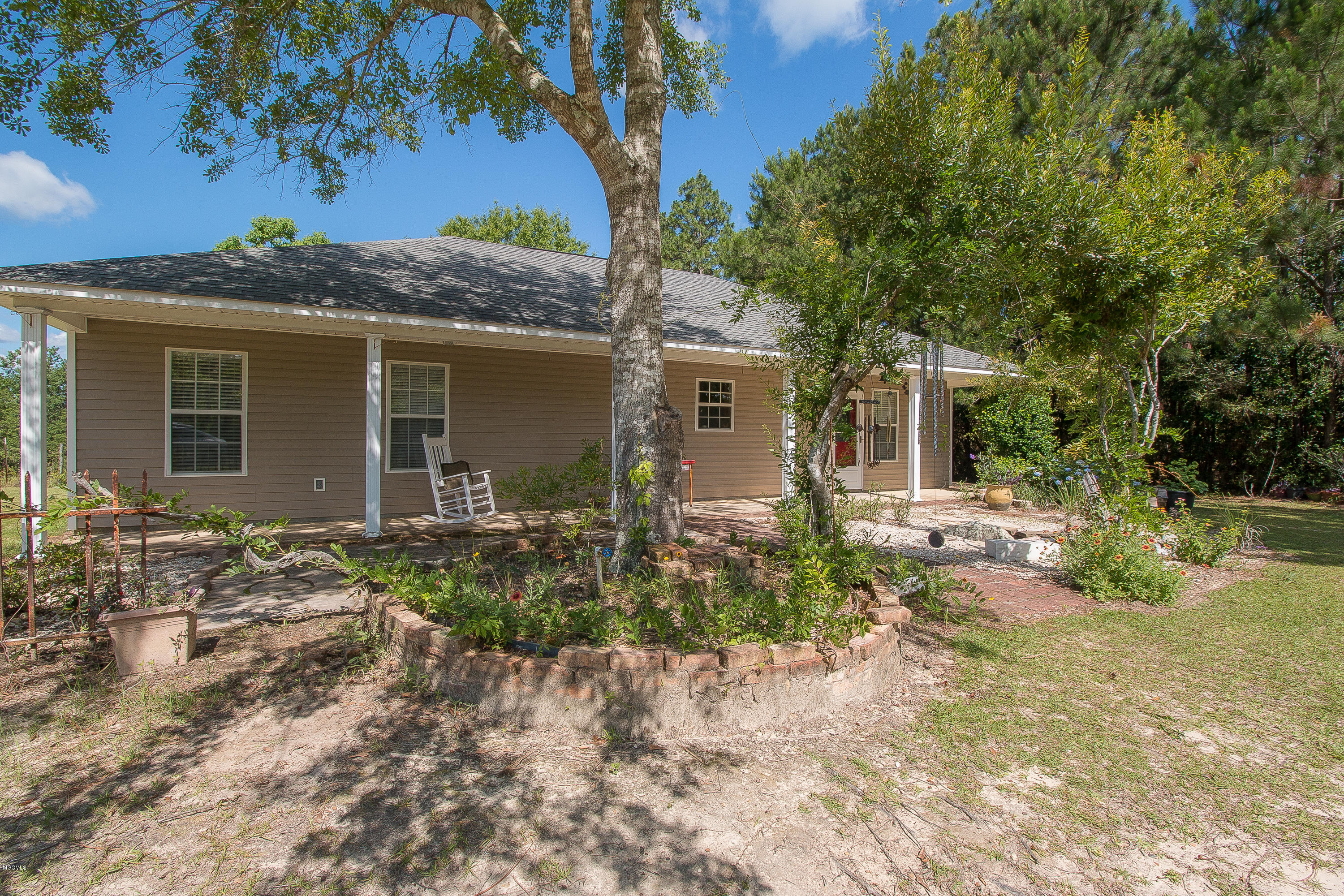 20439 Scarborough Road Saucier, MS 39574 - Photo 20 of 21 20439 Scarborough Rd-120