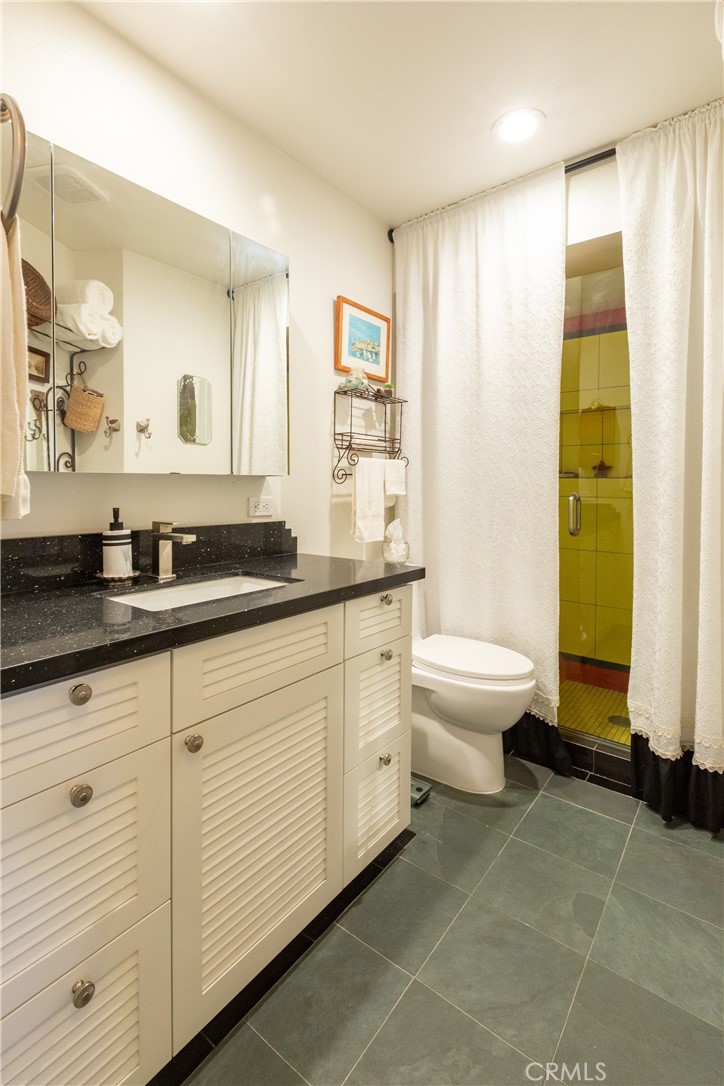 2901 Peninsula Road, Unit 241 Oxnard, CA 93035 - Photo 13 of 33 Gallery Image 13