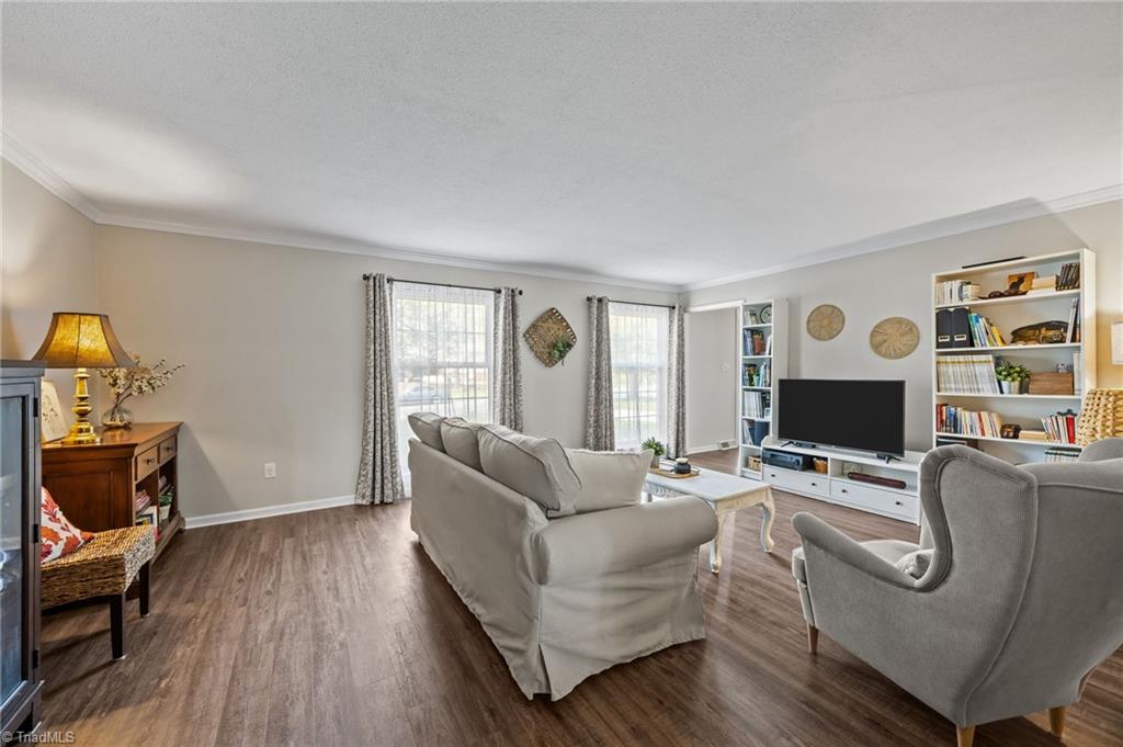 511 Rockspring Road High Point, NC 27262 - Photo 12 of 44