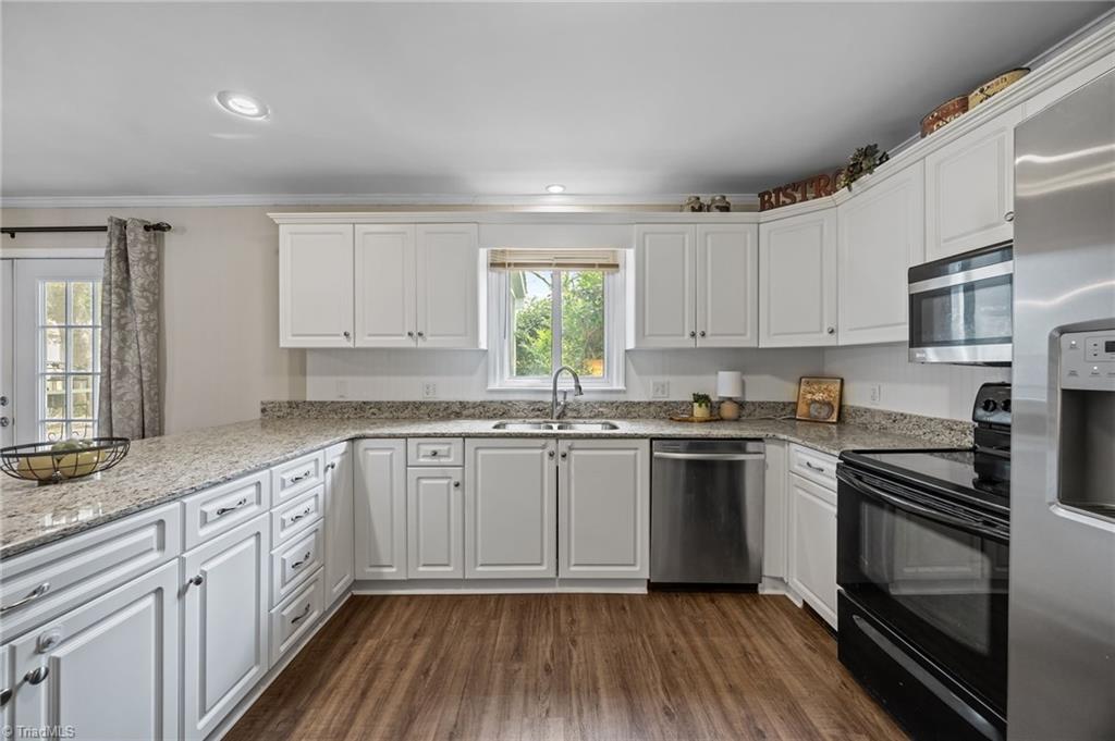 511 Rockspring Road High Point, NC 27262 - Photo 16 of 44