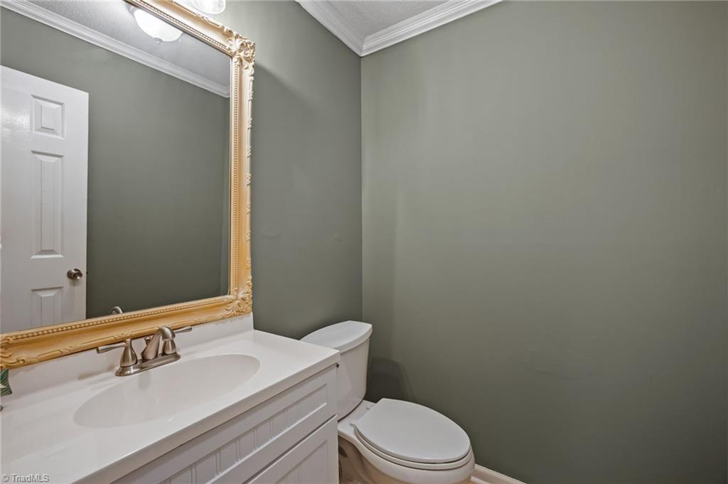 511 Rockspring Road High Point, NC 27262 - Photo 22 of 44