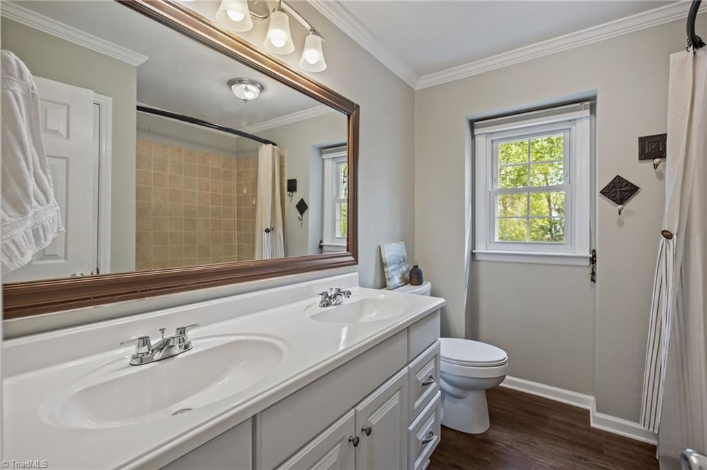 511 Rockspring Road High Point, NC 27262 - Photo 25 of 44