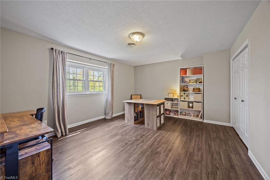 511 Rockspring Road High Point, NC 27262 - Photo 32 of 44