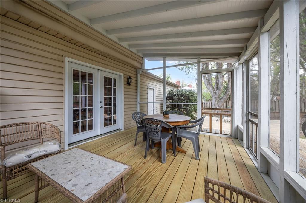 511 Rockspring Road High Point, NC 27262 - Photo 38 of 44