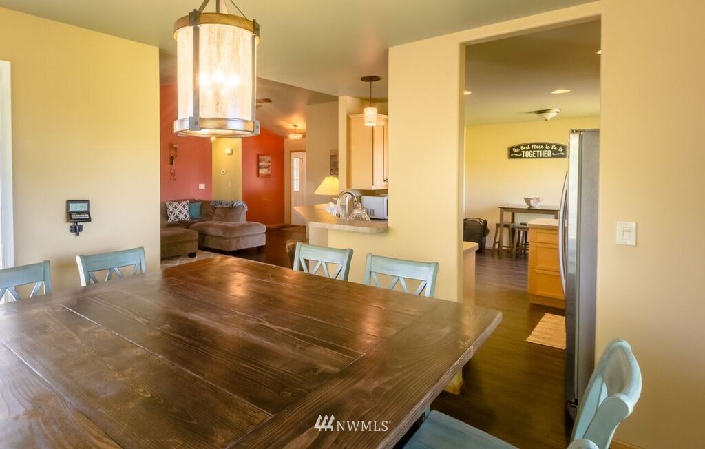 265 East Axton Road Bellingham, WA 98226 - Photo 4 of 25 Gallery Image 4