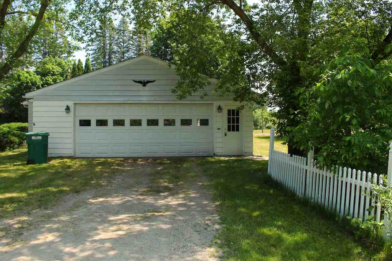 8502 East River Road Mount Pleasant, MI 48858 - Photo 3 of 36 1888657-2.JPG