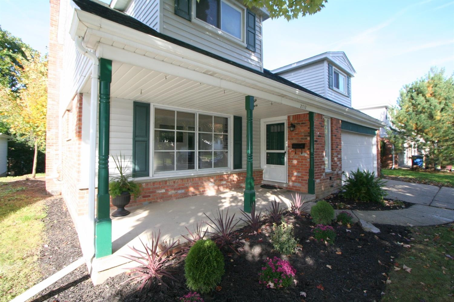 2712 Lillian Road Ann Arbor, MI 48104 - Photo 3 of 10 Photo 3