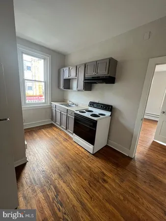 $745 | 2901 North 5th Street, Unit 2, Philadelphia, PA 19133