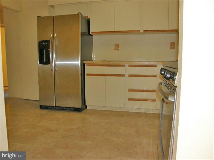 167-3 Echelon Road Voorhees, NJ 08043 - Photo 12 of 23 Kitchen