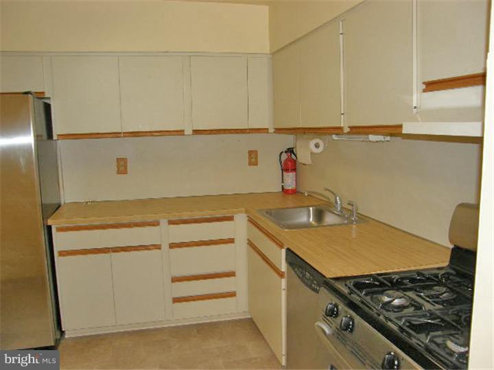 167-3 Echelon Road Voorhees, NJ 08043 - Photo 14 of 23 Kitchen