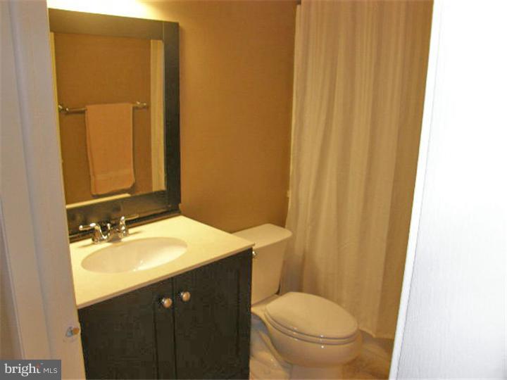 167-3 Echelon Road Voorhees, NJ 08043 - Photo 20 of 23 Bathroom