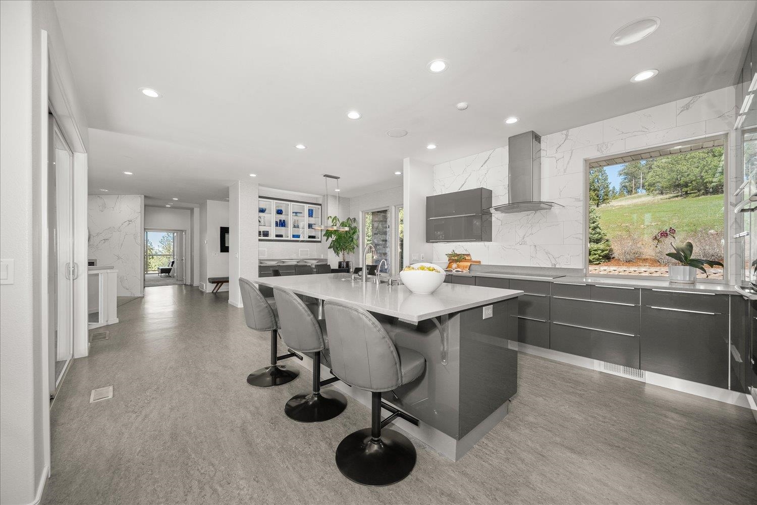 7409 East 44th Place Spokane, WA 99223 - Photo 11 of 50