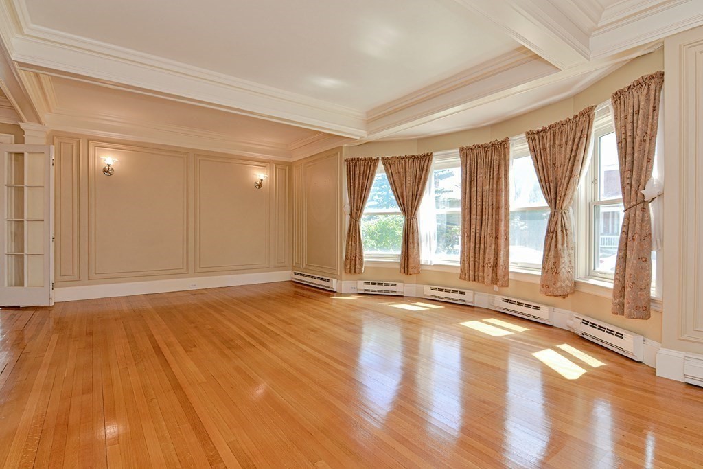 24 Wolcott Road Lynn, MA 01902 - Photo 8 of 42 Gallery Image 8