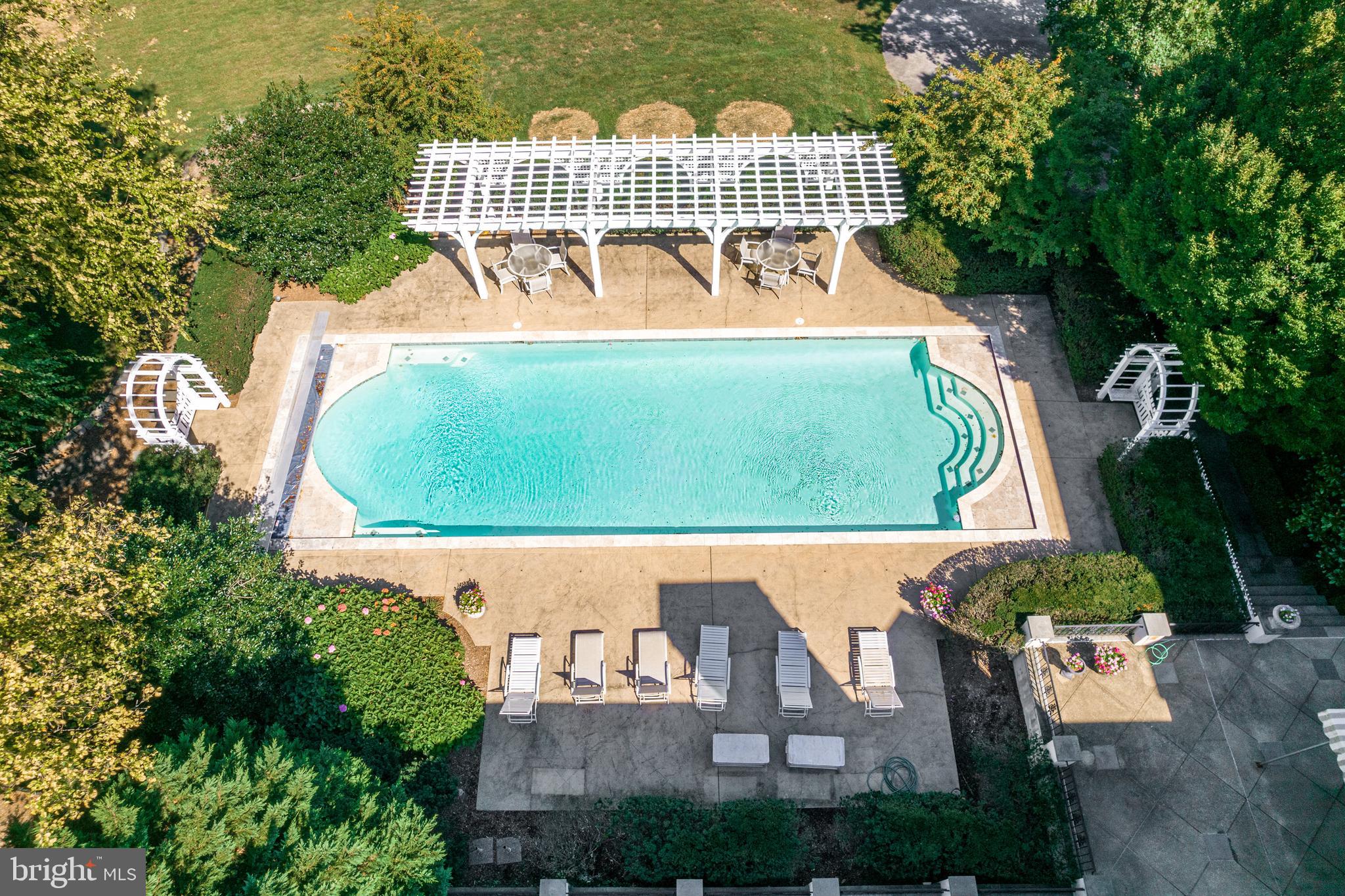 500 South Waterloo Road Devon, PA 19333 - Photo 4 of 50