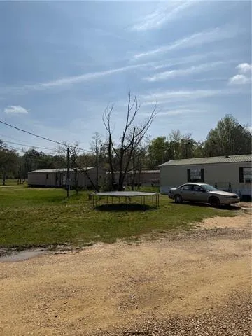 $350,000 | 207-217 West Railroad Avenue, Independence, LA 70443