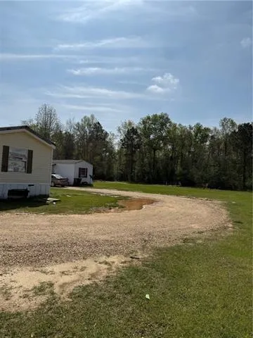 $350,000 | 207-217 West Railroad Avenue, Independence, LA 70443