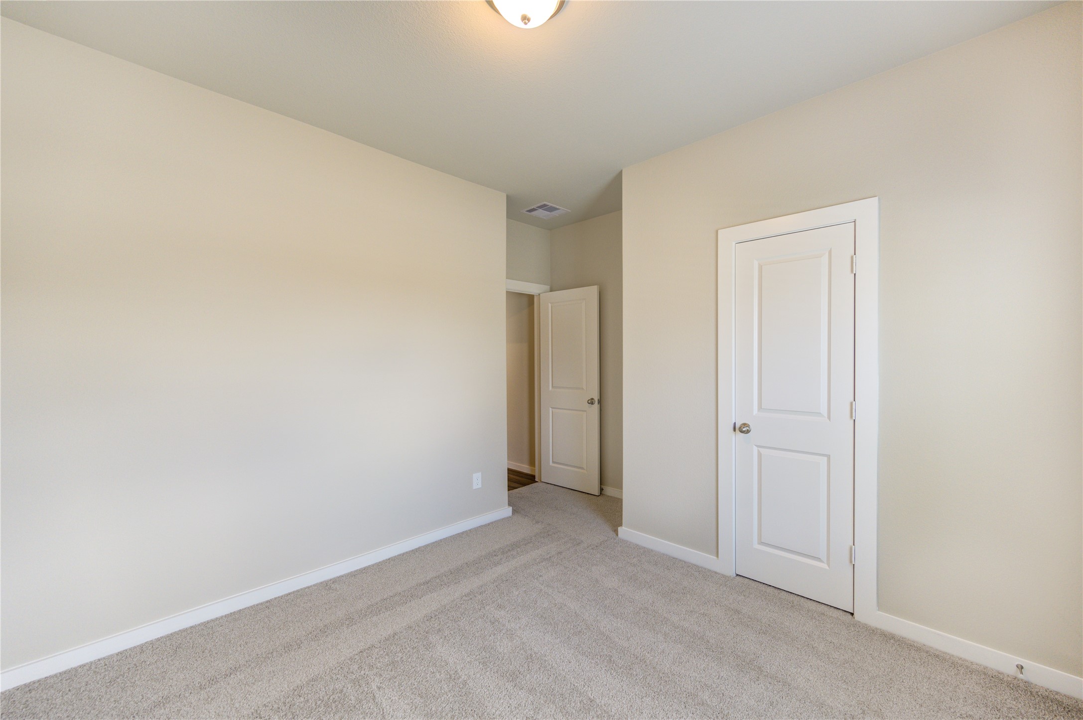 6219 Lost Rdg Lane Richmond, TX 77469 - Photo 44 of 50 a view of an empty room