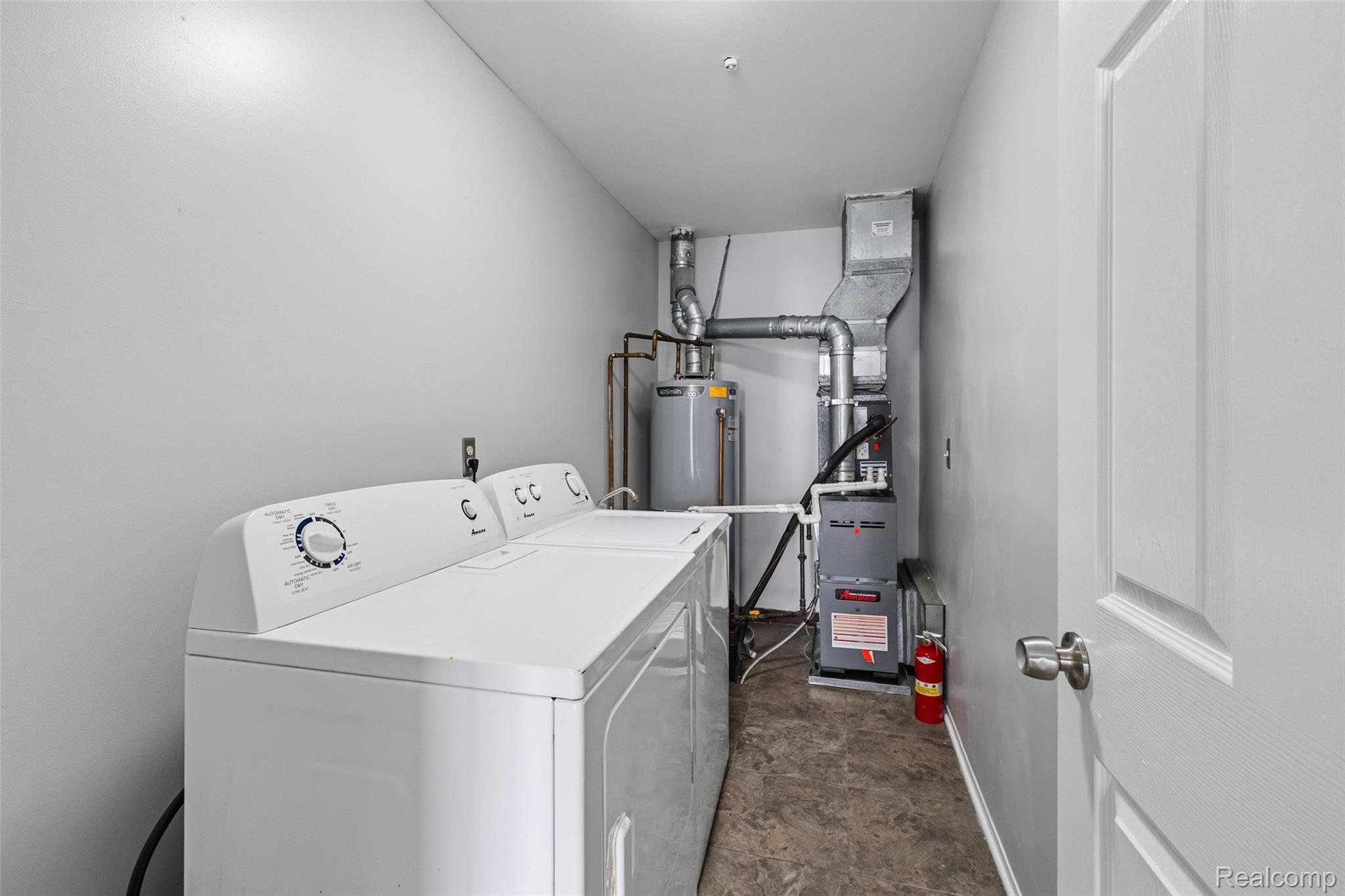 42564 Saratoga Road, Unit 31 Canton, MI 48187 - Photo 26 of 26 42564 Saratoga0026.jpg