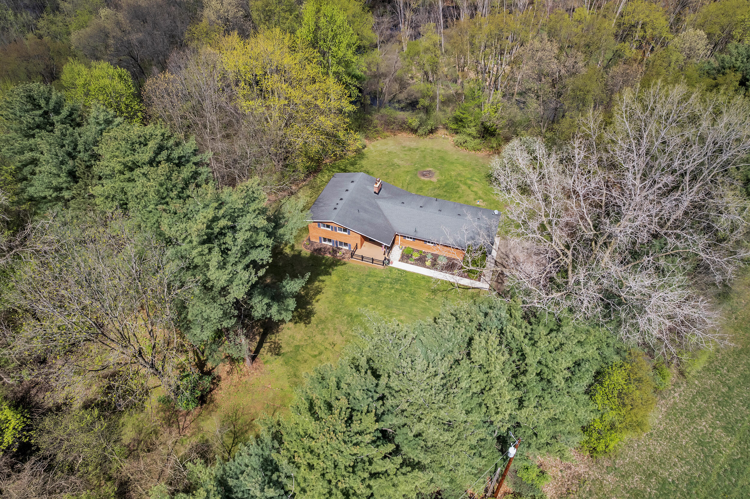 11273 9 Mile Road South Lyon, MI 48178 - Photo 48 of 54 9 mile-66