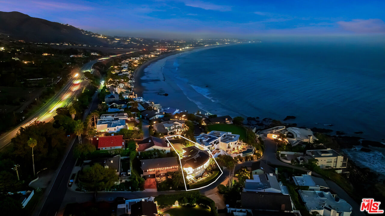 31558 Victoria Point Road Malibu, CA 90265 - Photo 15 of 55